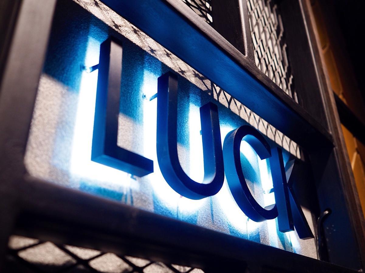 Luck Esan Loft Hotel Ubon Ratchathani Buitenkant foto