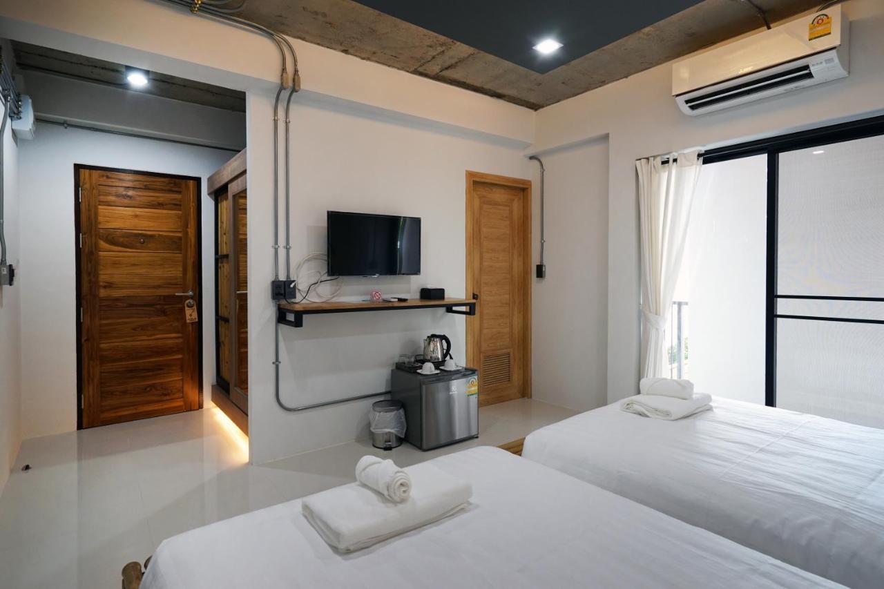 Luck Esan Loft Hotel Ubon Ratchathani Buitenkant foto
