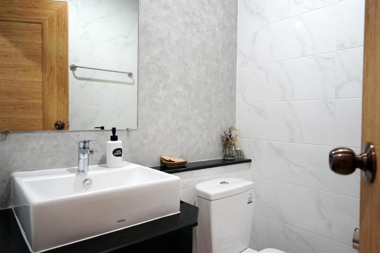 Luck Esan Loft Hotel Ubon Ratchathani Buitenkant foto