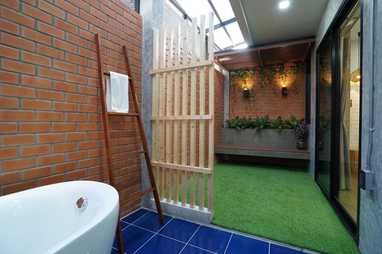 Luck Esan Loft Hotel Ubon Ratchathani Buitenkant foto
